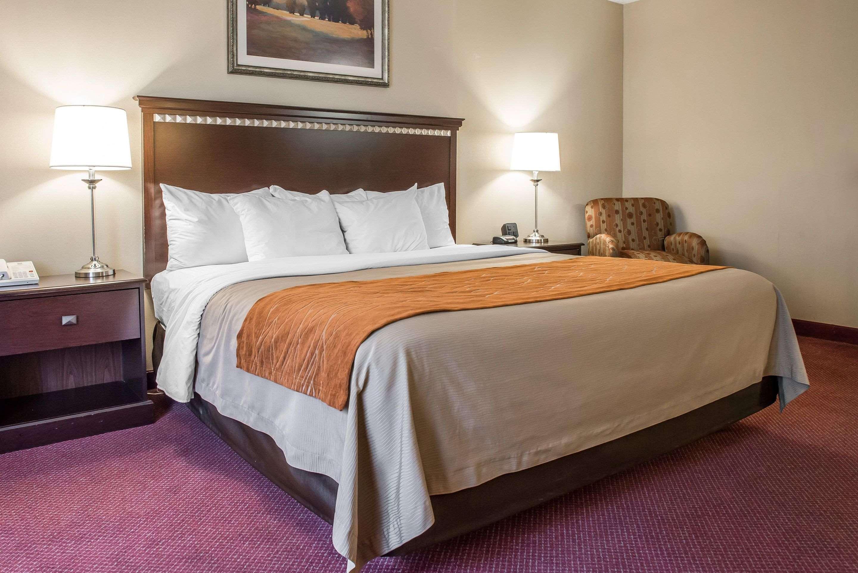 Hotel Wingate By Wyndham Pittsburgh New Stanton Exterior foto